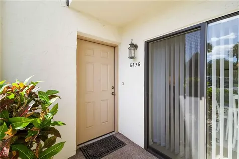 5476 Swift Road Sarasota FL 34231