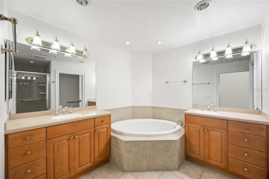 606 Riviera Dunes Way Palmetto FL 34221