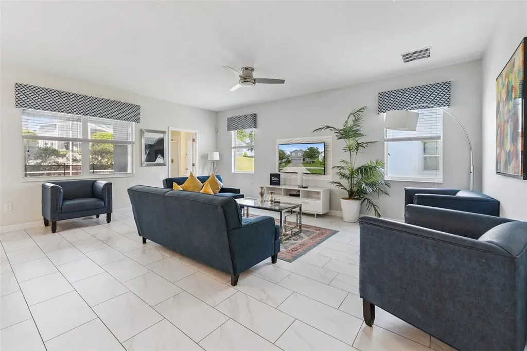 9038 Stinger Drive Davenport FL 33896