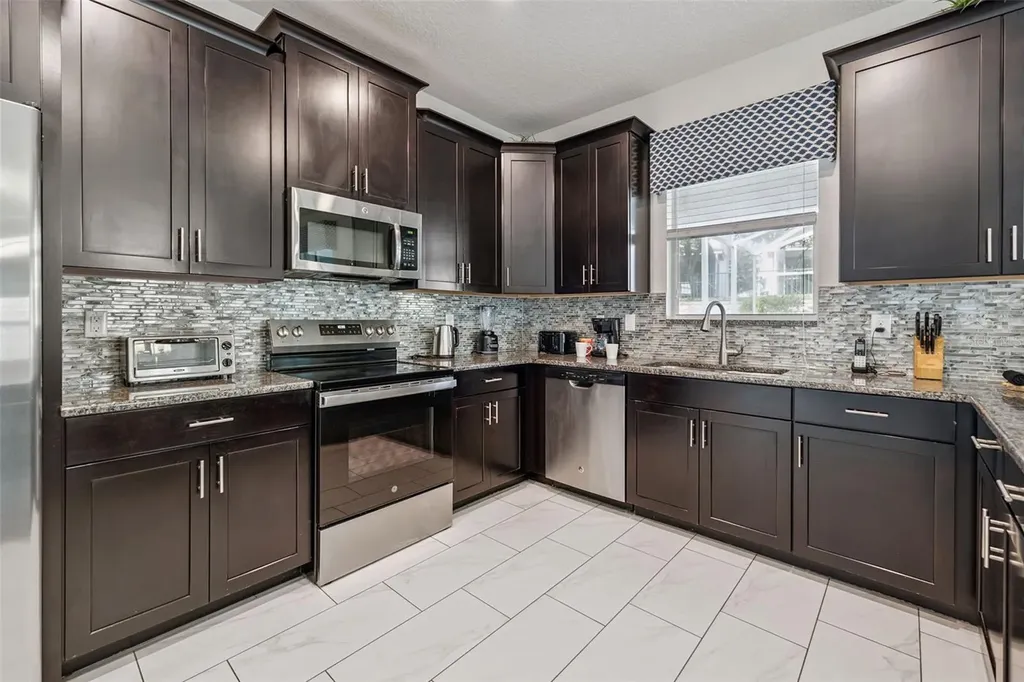 9038 Stinger Drive Davenport FL 33896
