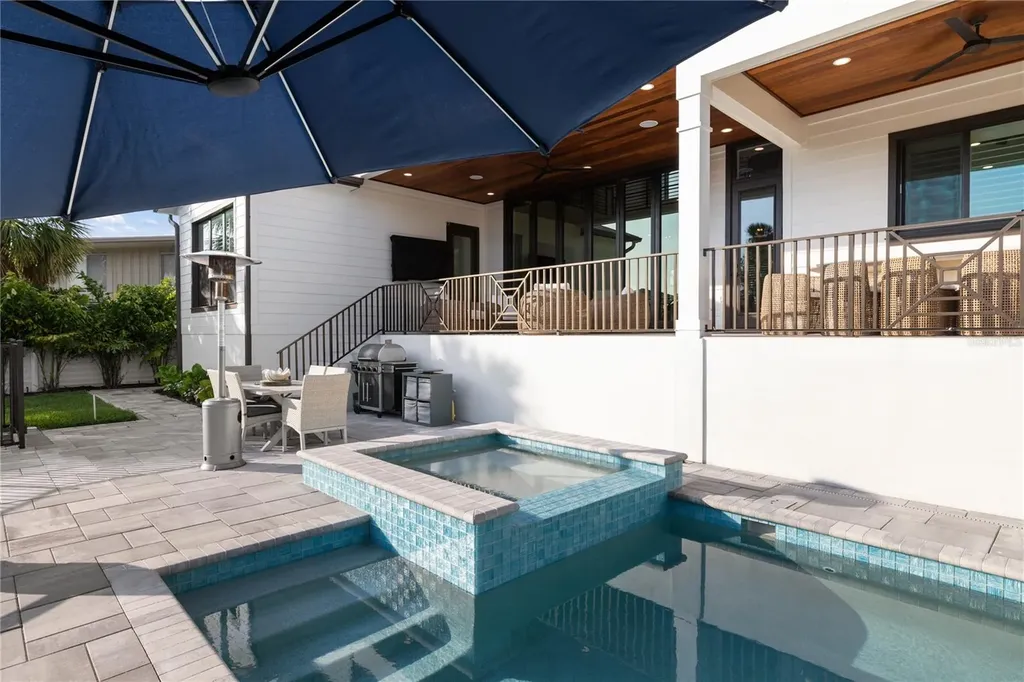 4634 Higel Avenue Sarasota FL 34242