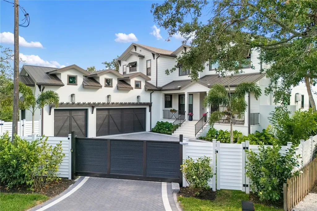 4634 Higel Avenue Sarasota FL 34242
