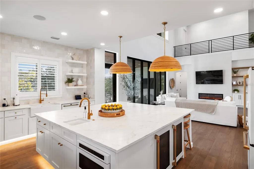 4634 Higel Avenue Sarasota FL 34242