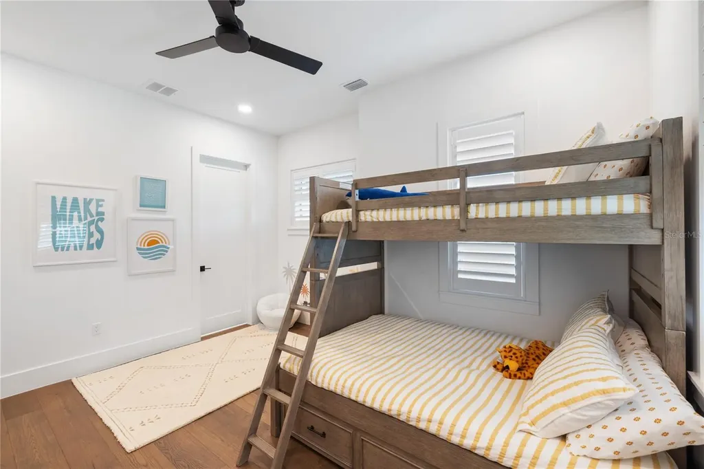 4634 Higel Avenue Sarasota FL 34242