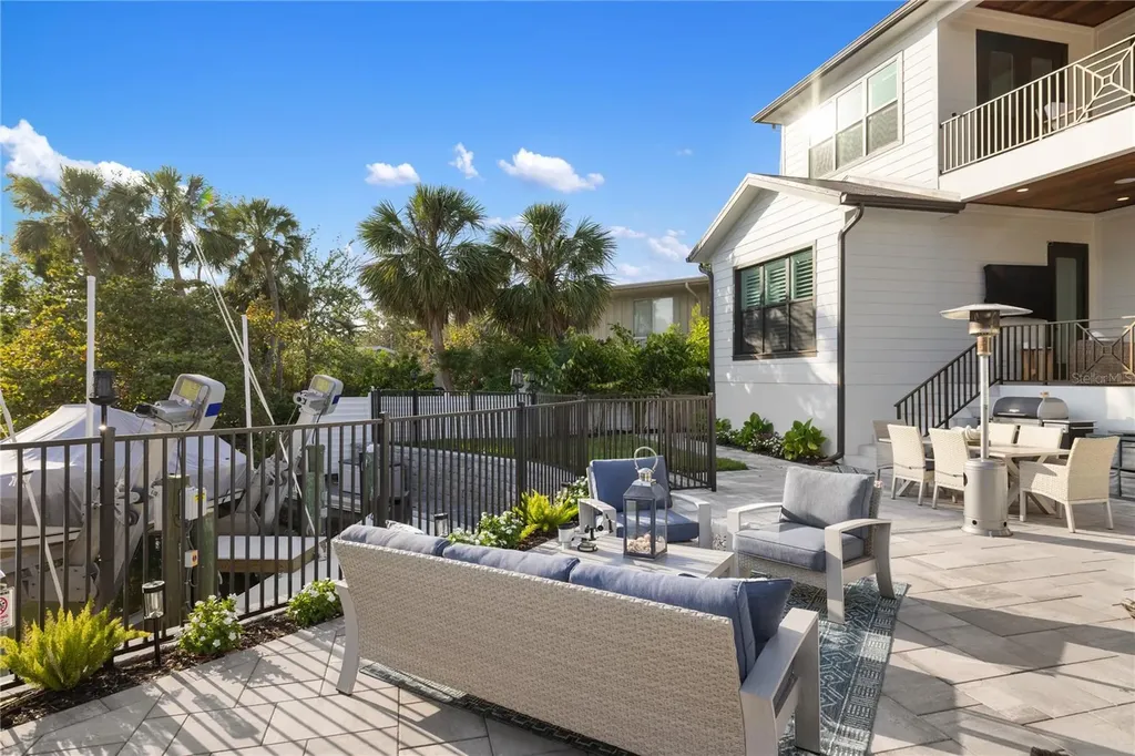 4634 Higel Avenue Sarasota FL 34242