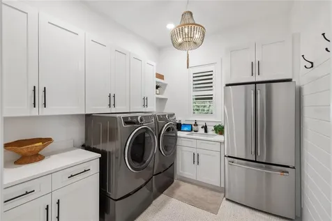 4634 Higel Avenue Sarasota FL 34242