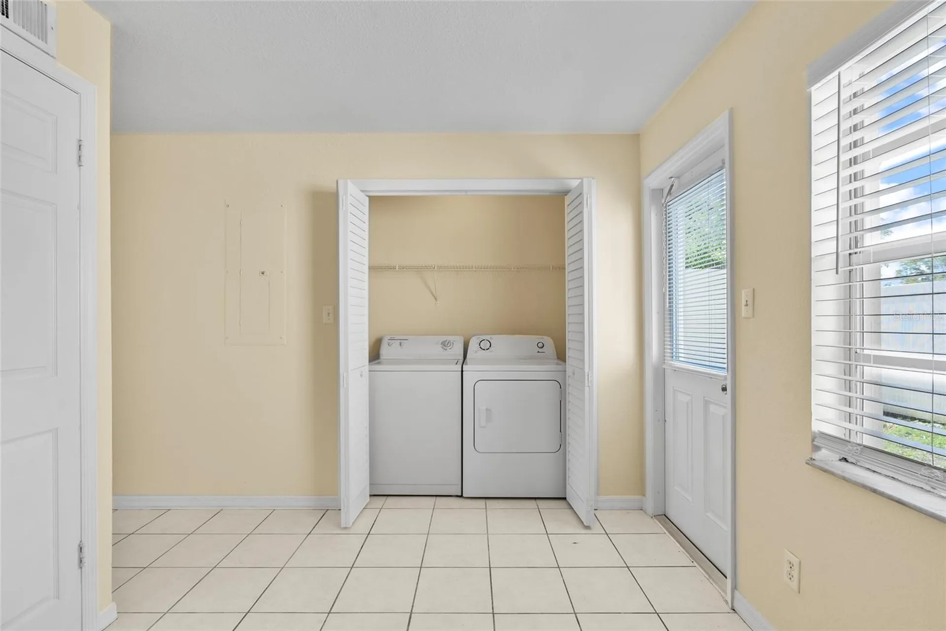 37308 Embassy Park Lane Dade City FL 33525
