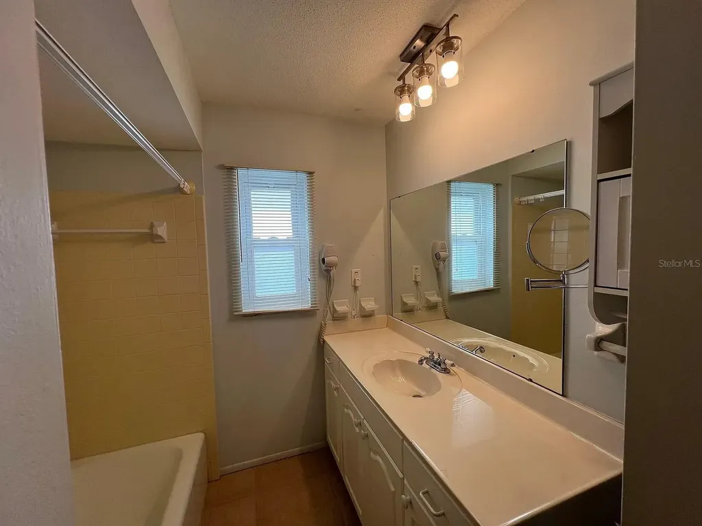 3710 Wilkinson Road Sarasota FL 34233