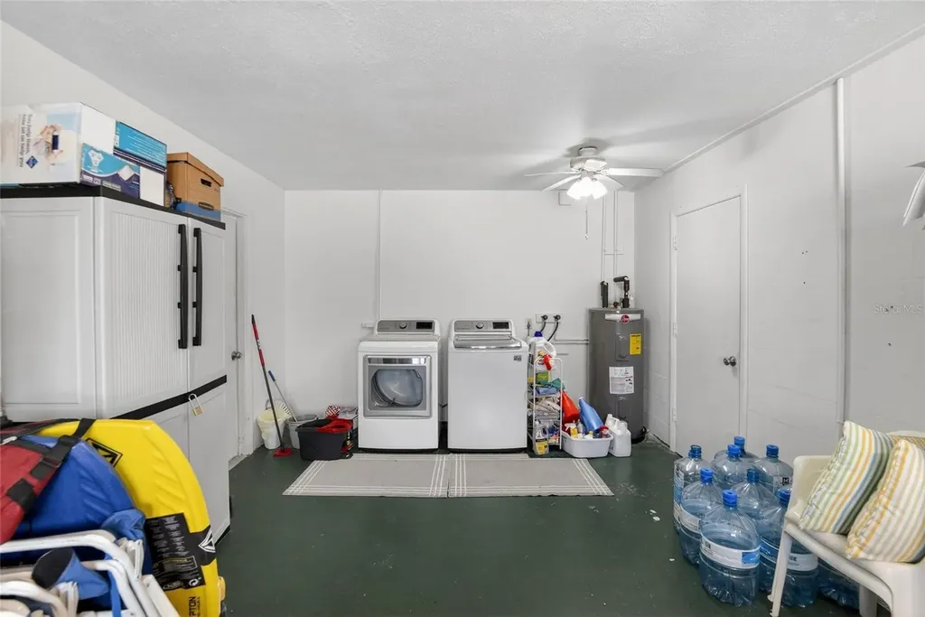 809 Oakmont Avenue Sun City Center FL 33573