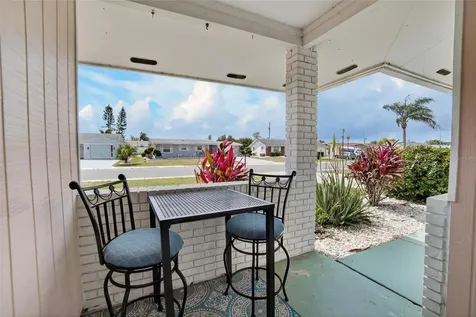 809 Oakmont Avenue Sun City Center FL 33573