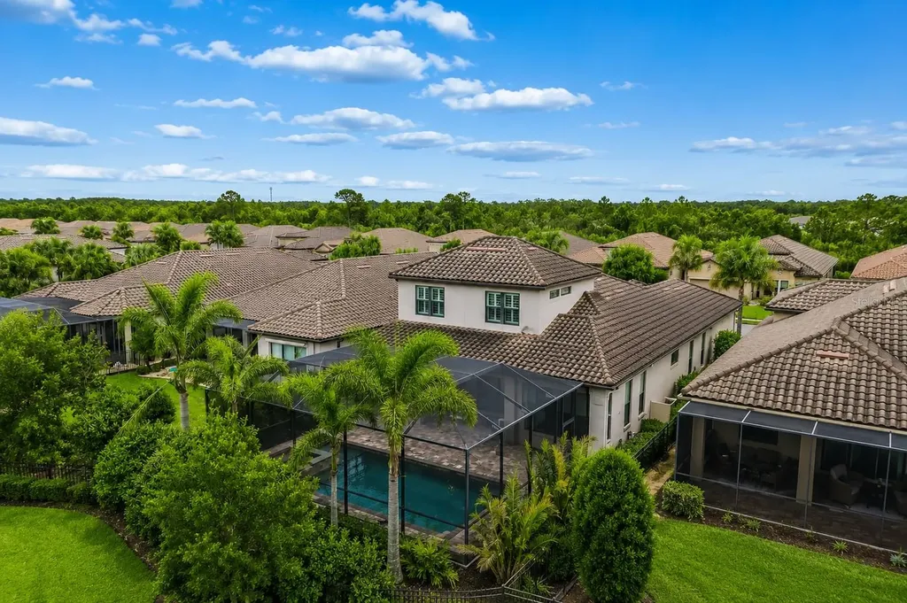 8552 Grand Alberato Road Tampa FL 33647