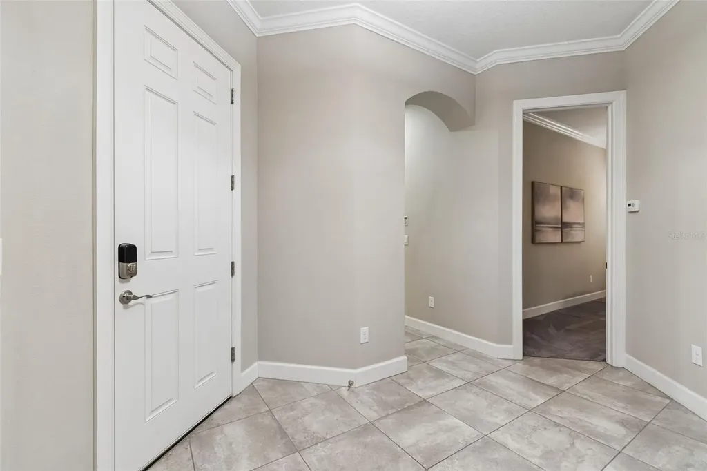 8552 Grand Alberato Road Tampa FL 33647