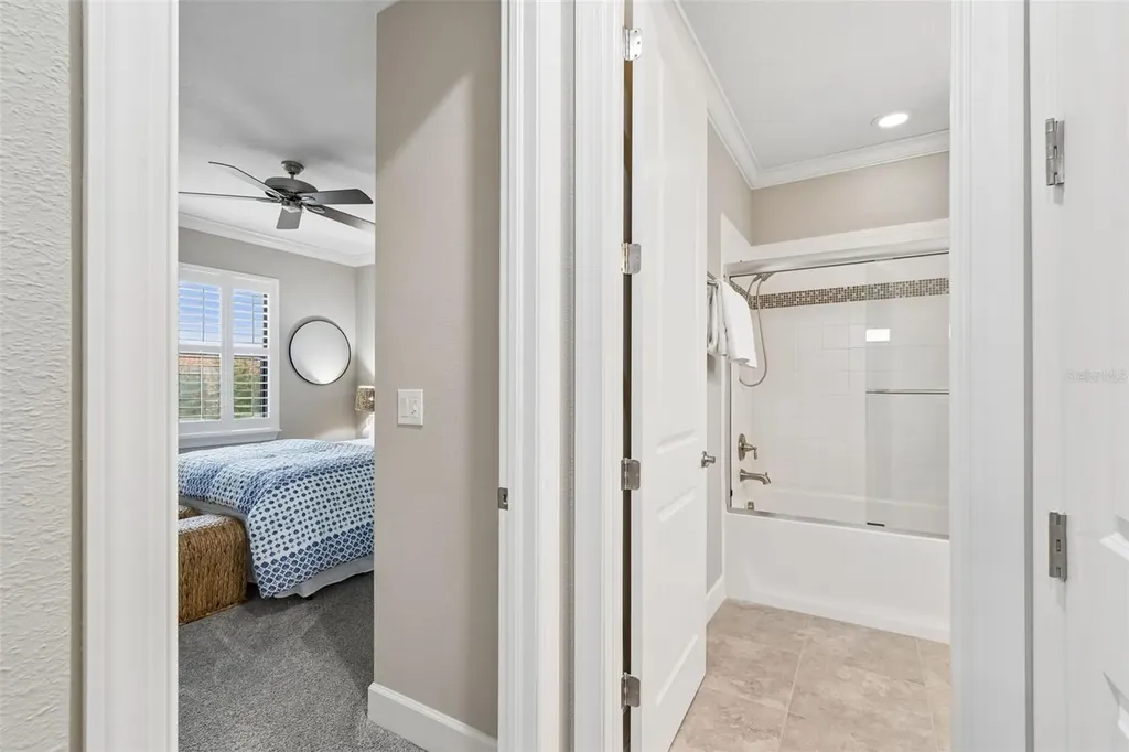 8552 Grand Alberato Road Tampa FL 33647