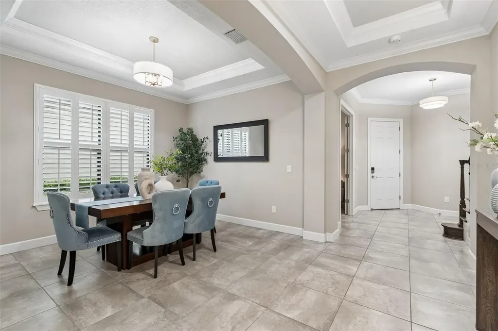 8552 Grand Alberato Road Tampa FL 33647