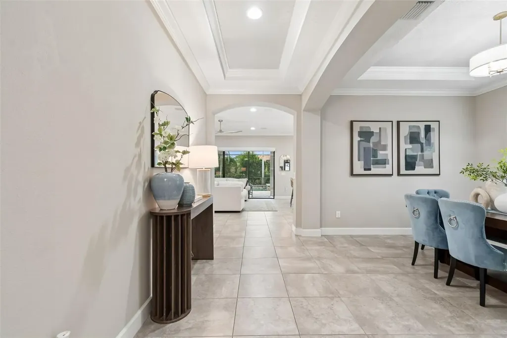 8552 Grand Alberato Road Tampa FL 33647