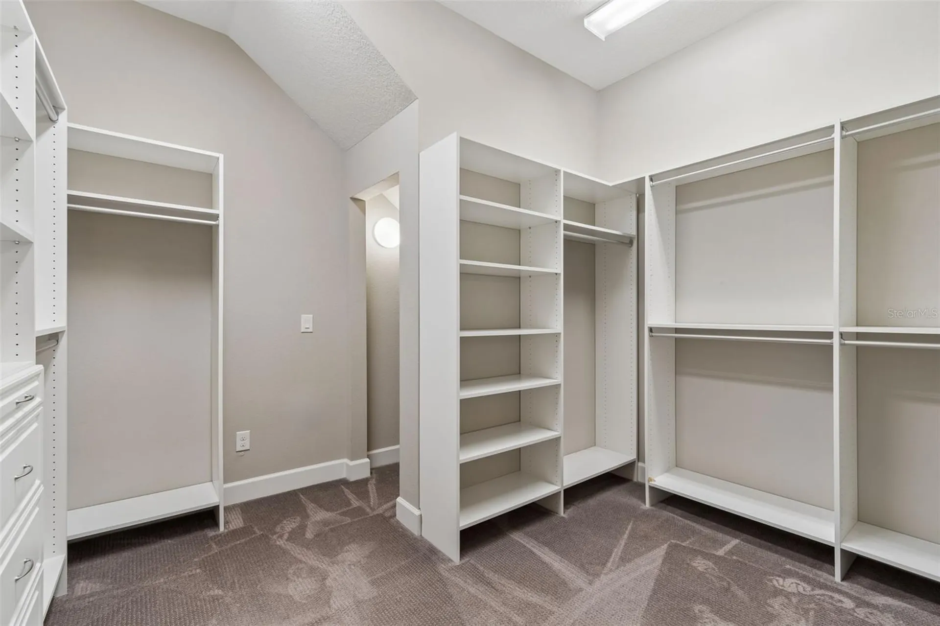 8552 Grand Alberato Road Tampa FL 33647