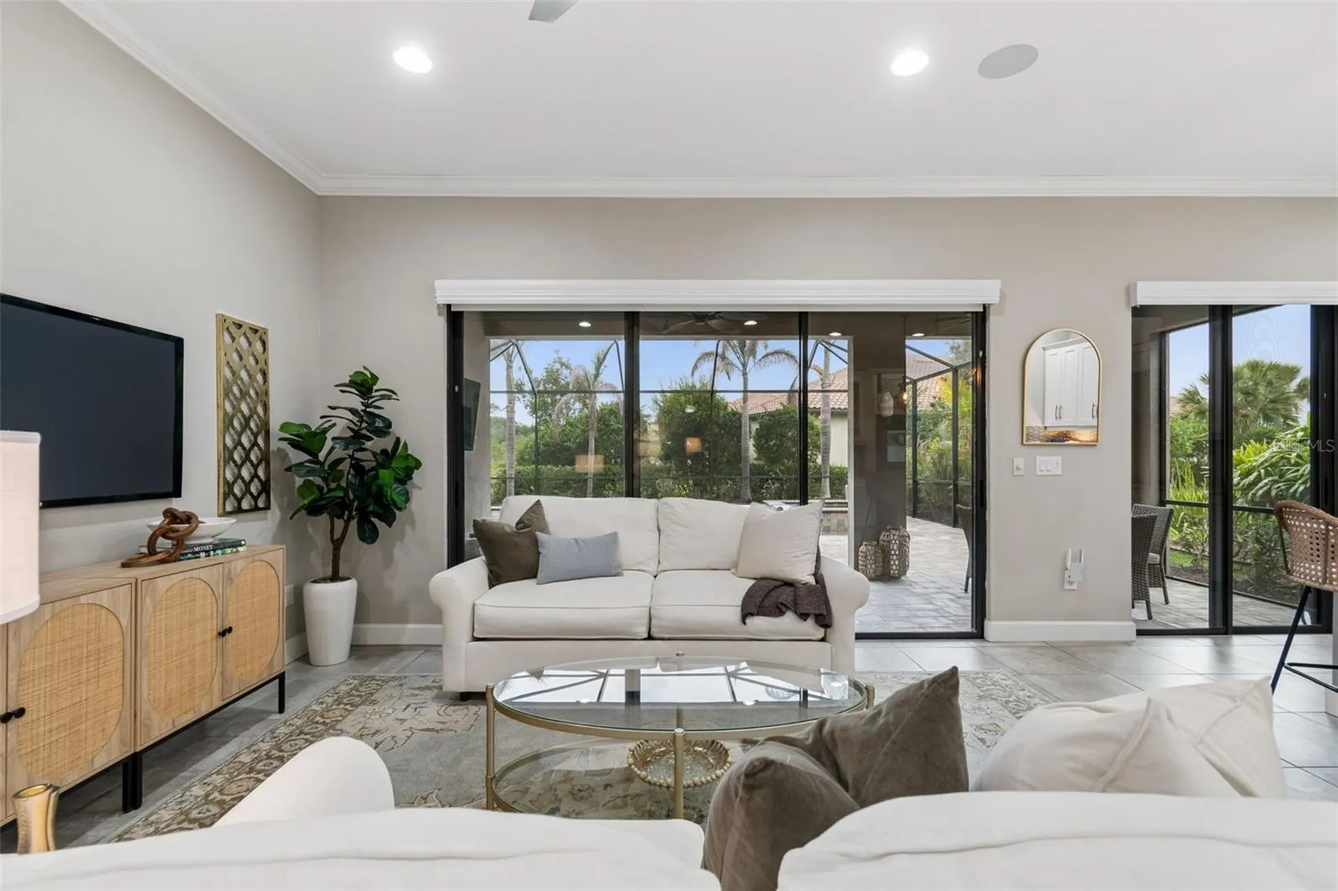 8552 Grand Alberato Road Tampa FL 33647
