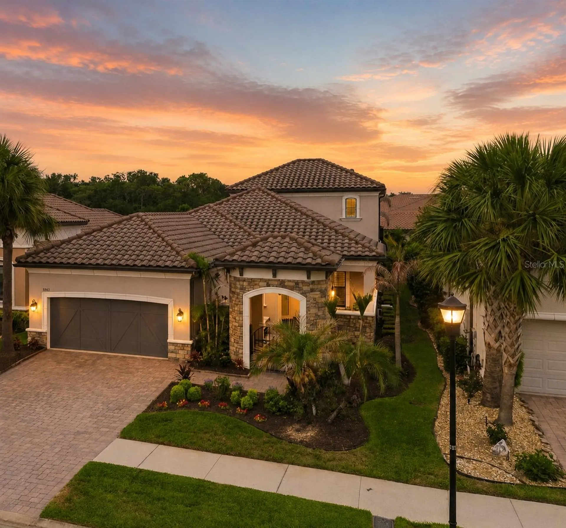 8552 Grand Alberato Road Tampa FL 33647