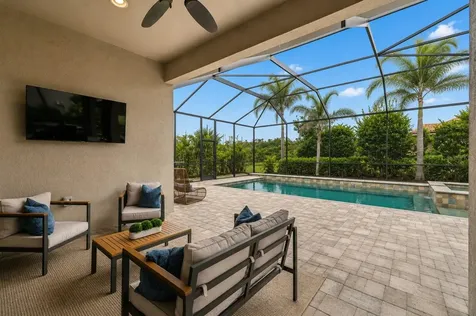 8552 Grand Alberato Road Tampa FL 33647