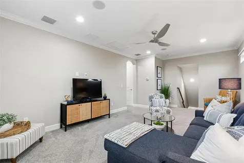 8552 Grand Alberato Road Tampa FL 33647