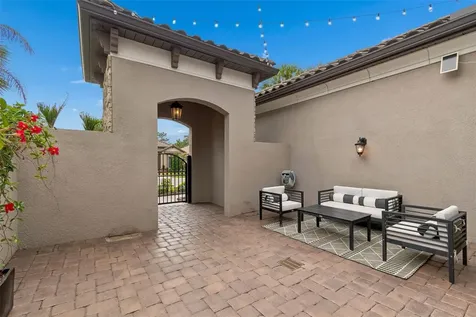 8552 Grand Alberato Road Tampa FL 33647