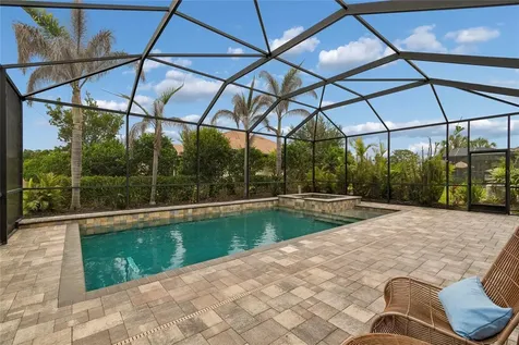 8552 Grand Alberato Road Tampa FL 33647