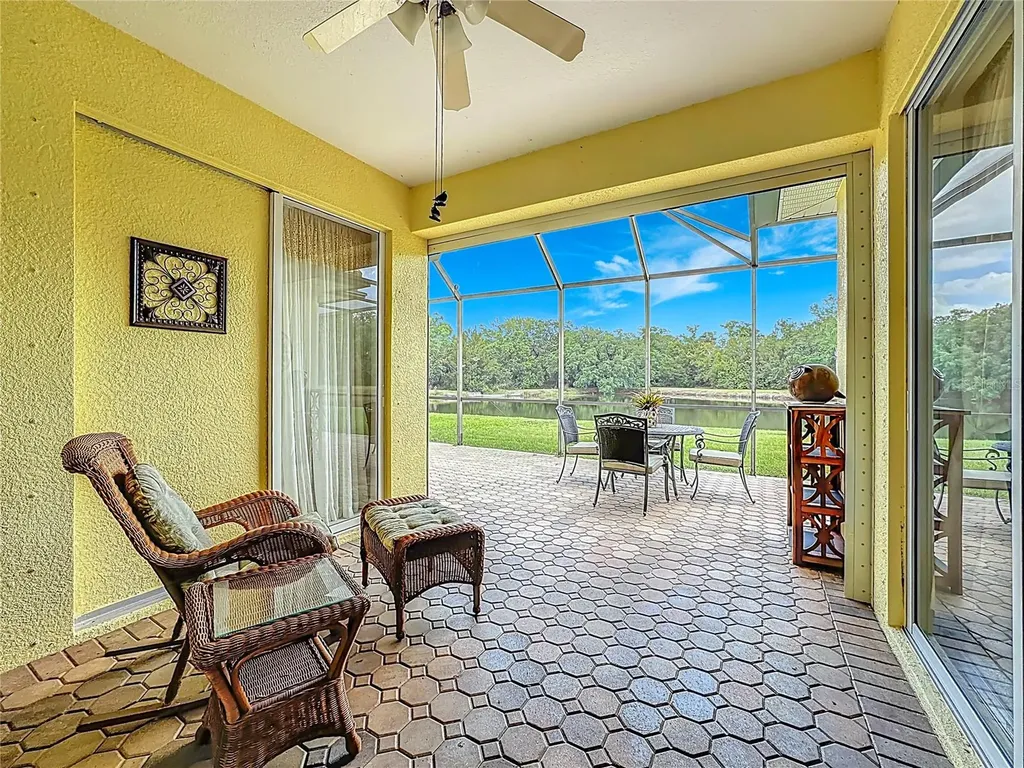8721 Stone Harbour Loop Bradenton FL 34212