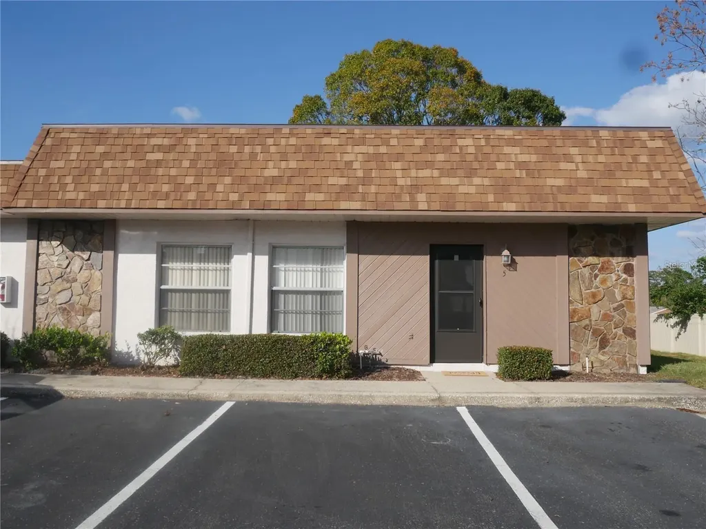6165 Chesham Drive New Port Richey FL 34653