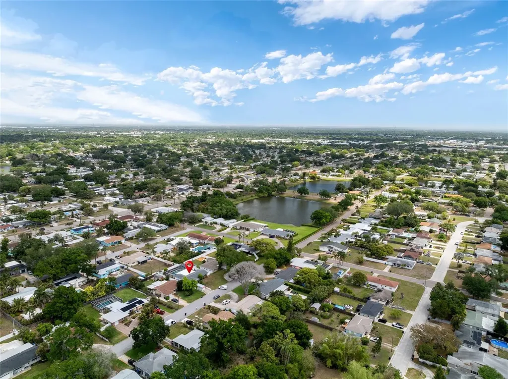 4533 20th Avenue N St Petersburg FL 33713