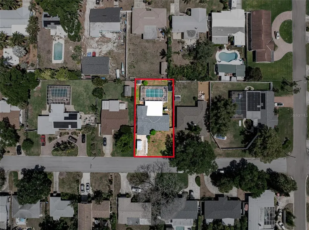 4533 20th Avenue N St Petersburg FL 33713