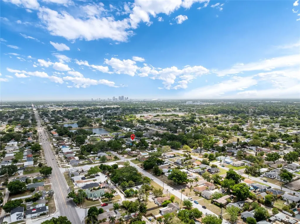 4533 20th Avenue N St Petersburg FL 33713