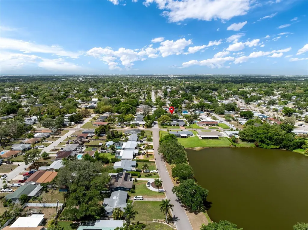 4533 20th Avenue N St Petersburg FL 33713