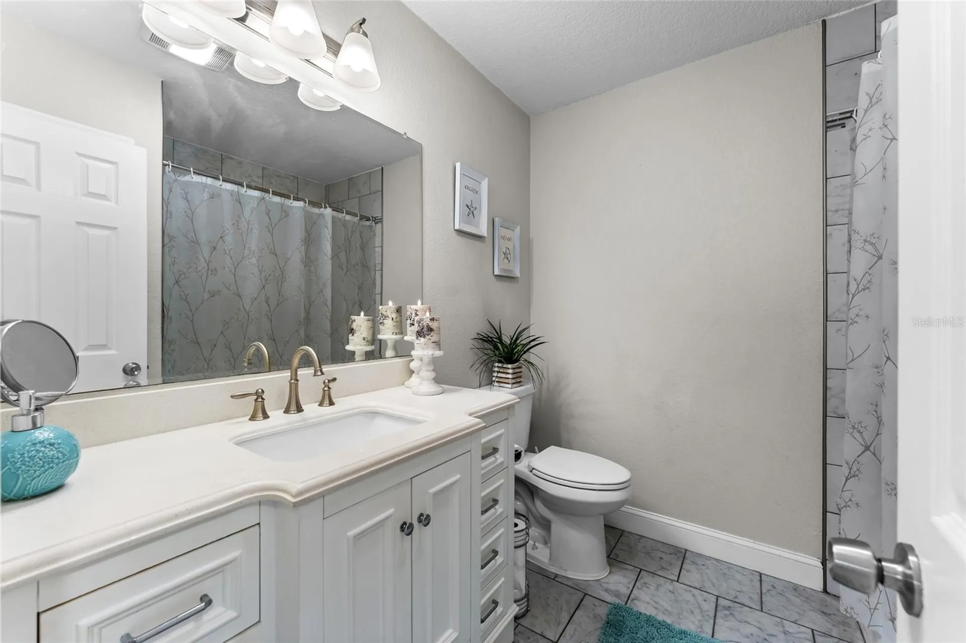 4533 20th Avenue N St Petersburg FL 33713