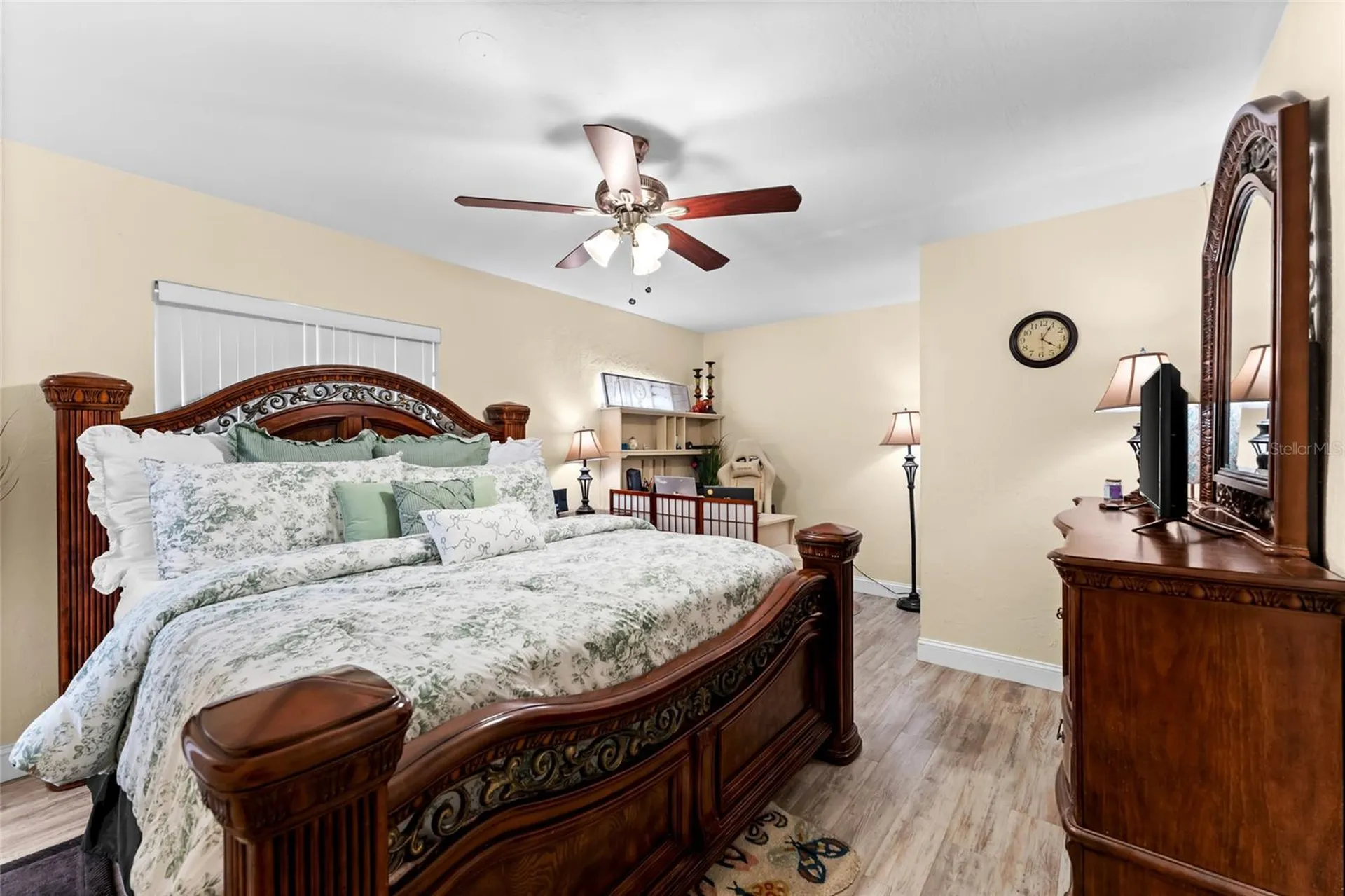 4533 20th Avenue N St Petersburg FL 33713