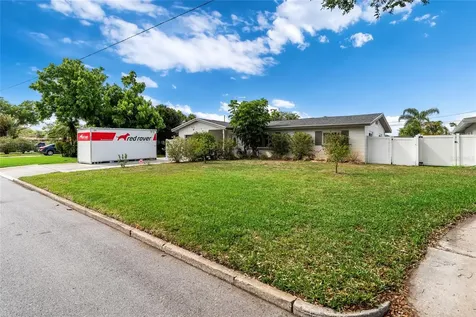 4533 20th Avenue N St Petersburg FL 33713