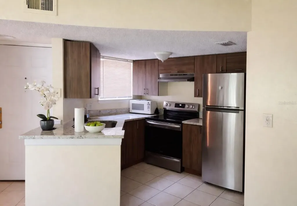 1964 Lake Atriums Circle Orlando FL 32839