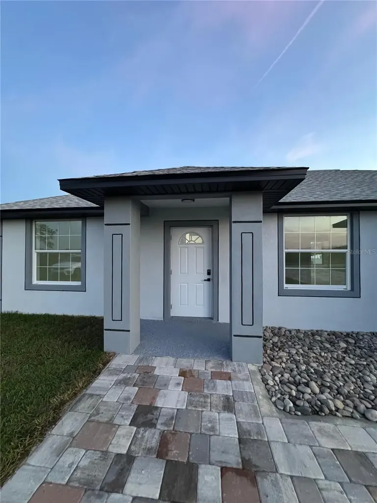2555 W Taunton Road Avon Park FL 33825
