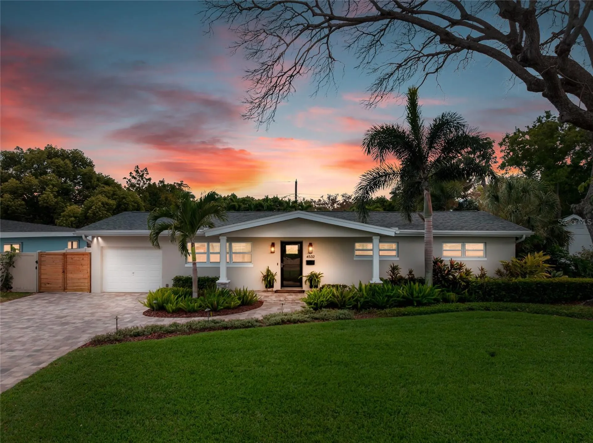 4532 20th Avenue N St Petersburg FL 33713