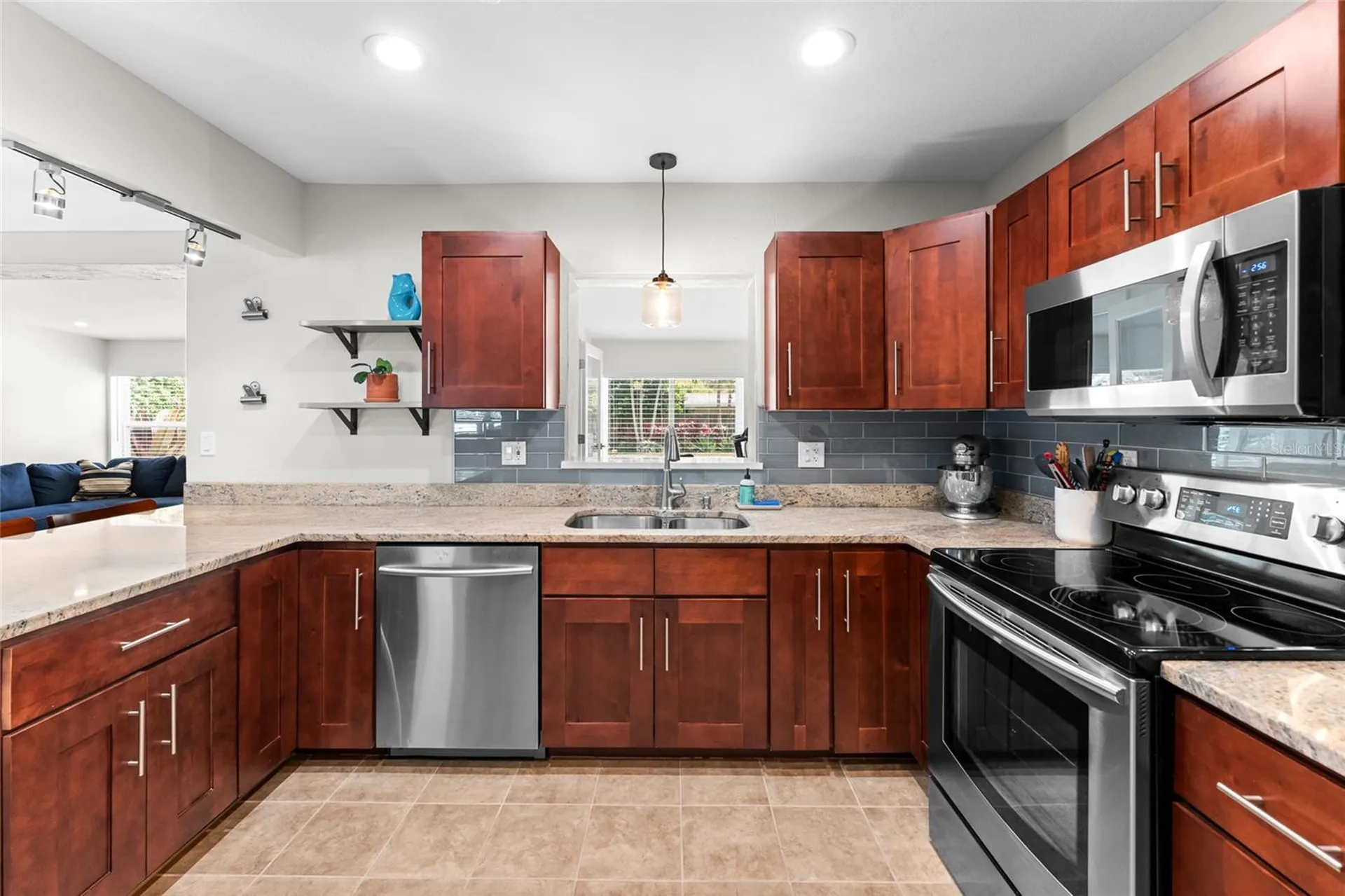 4532 20th Avenue N St Petersburg FL 33713