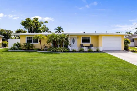 109 Arlington Court NE Port Charlotte FL 33952