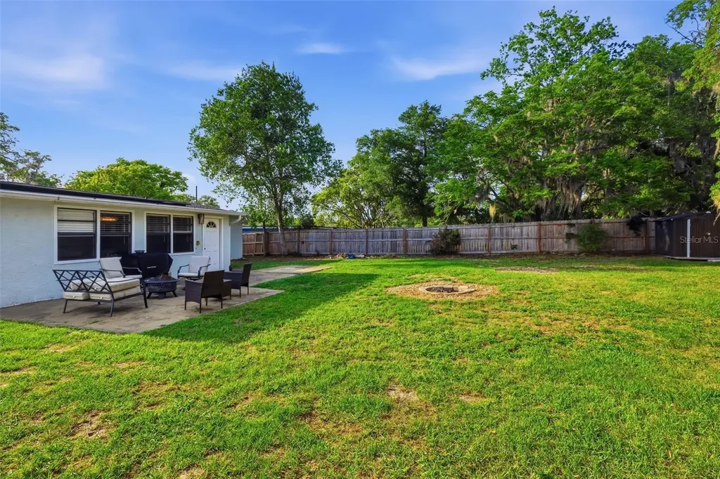 112 Edwards Avenue Orange City FL 32763