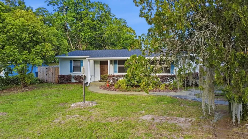 112 Edwards Avenue Orange City FL 32763