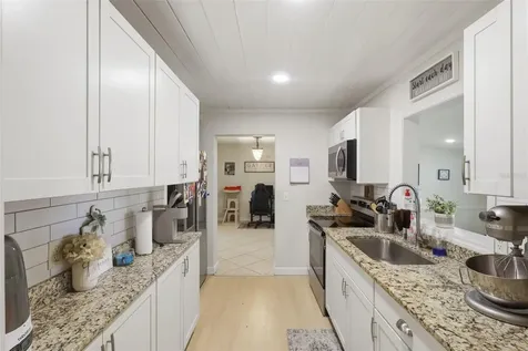 112 Edwards Avenue Orange City FL 32763