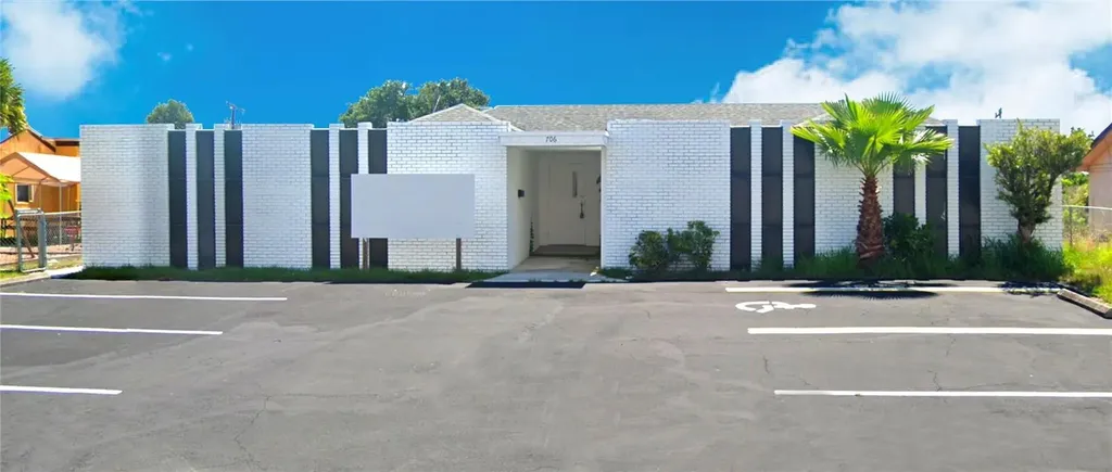 706 N 7th Street Fort Pierce FL 34950