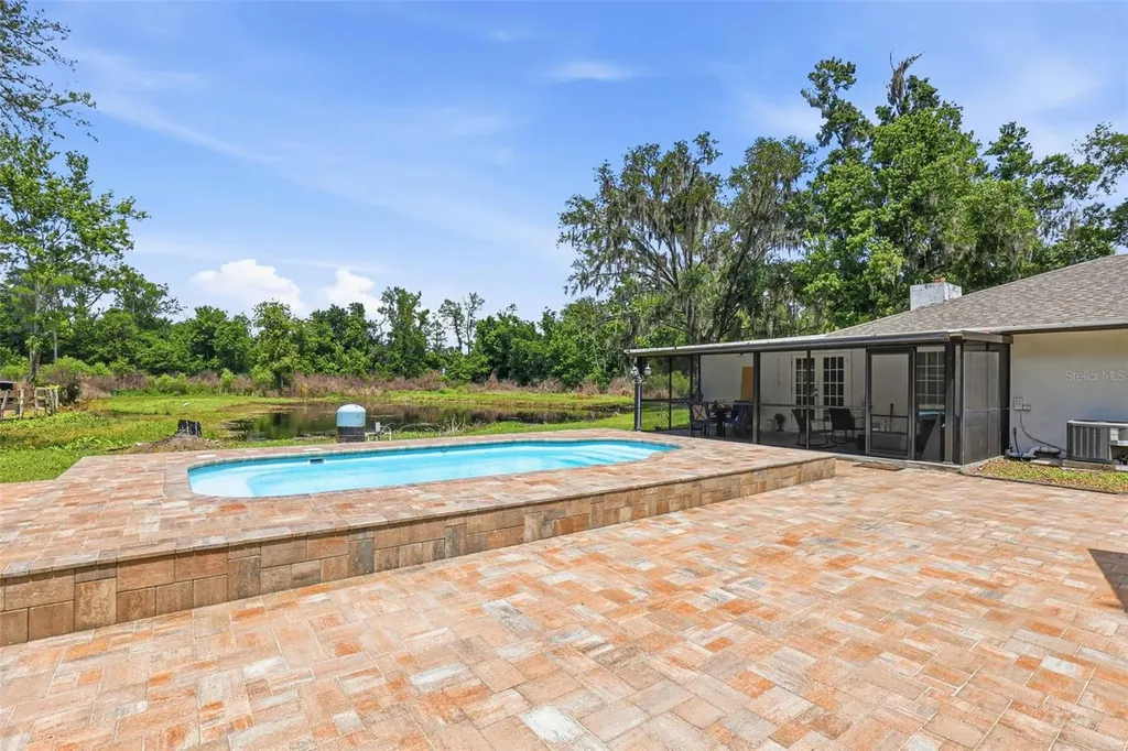 30151 Lynne Drive Wesley Chapel FL 33543