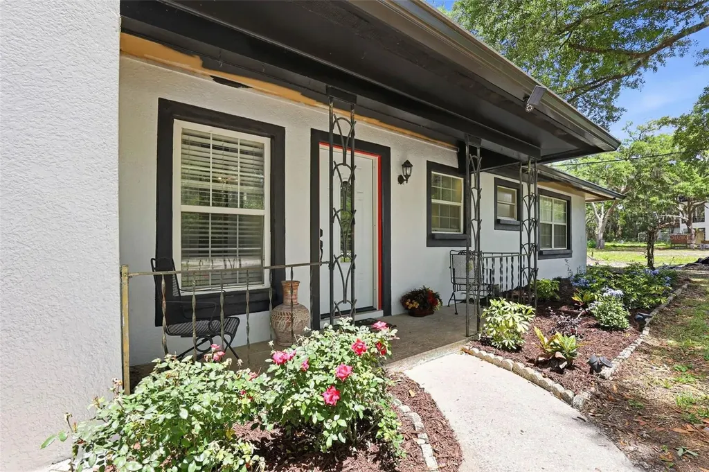 30151 Lynne Drive Wesley Chapel FL 33543