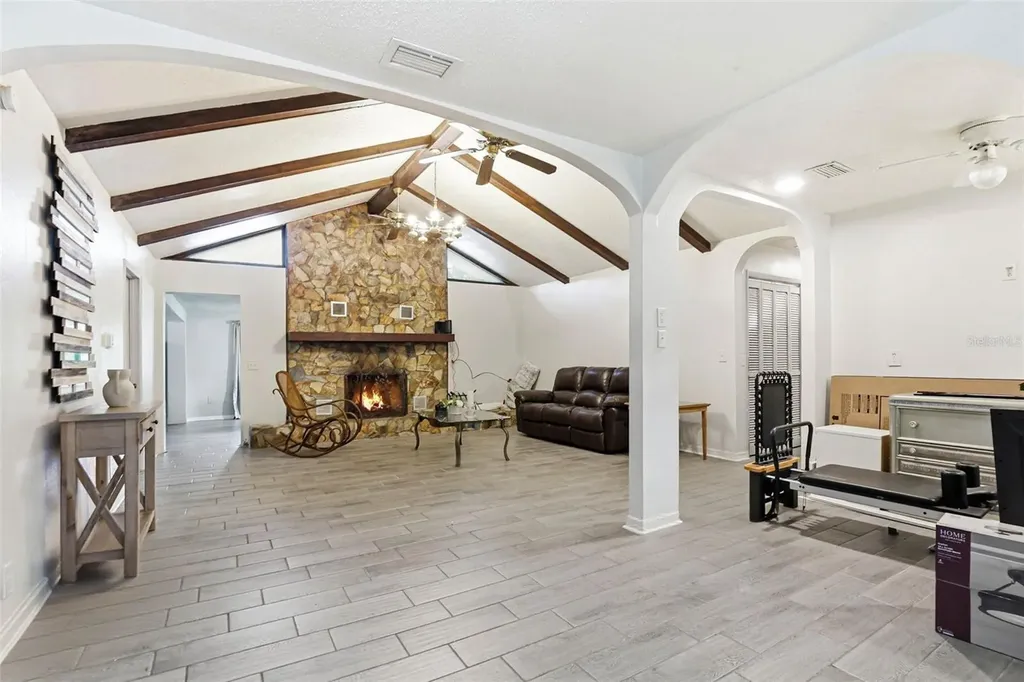 30151 Lynne Drive Wesley Chapel FL 33543