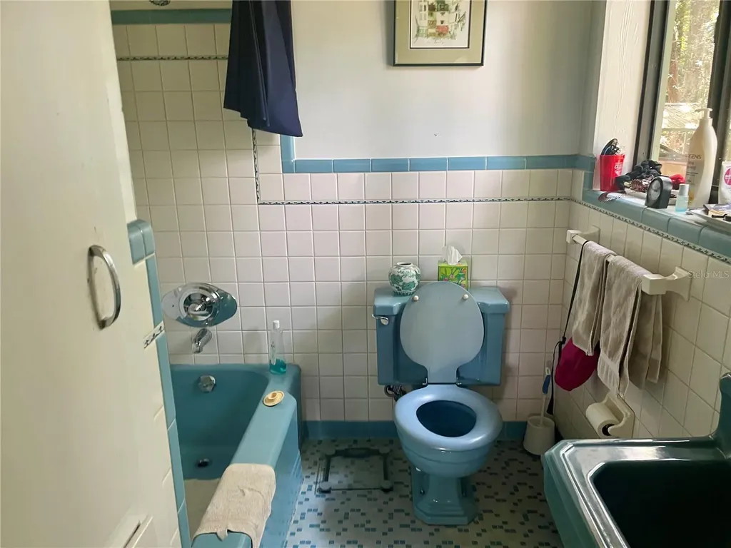 1800 SW 35th Place Gainesville FL 32608