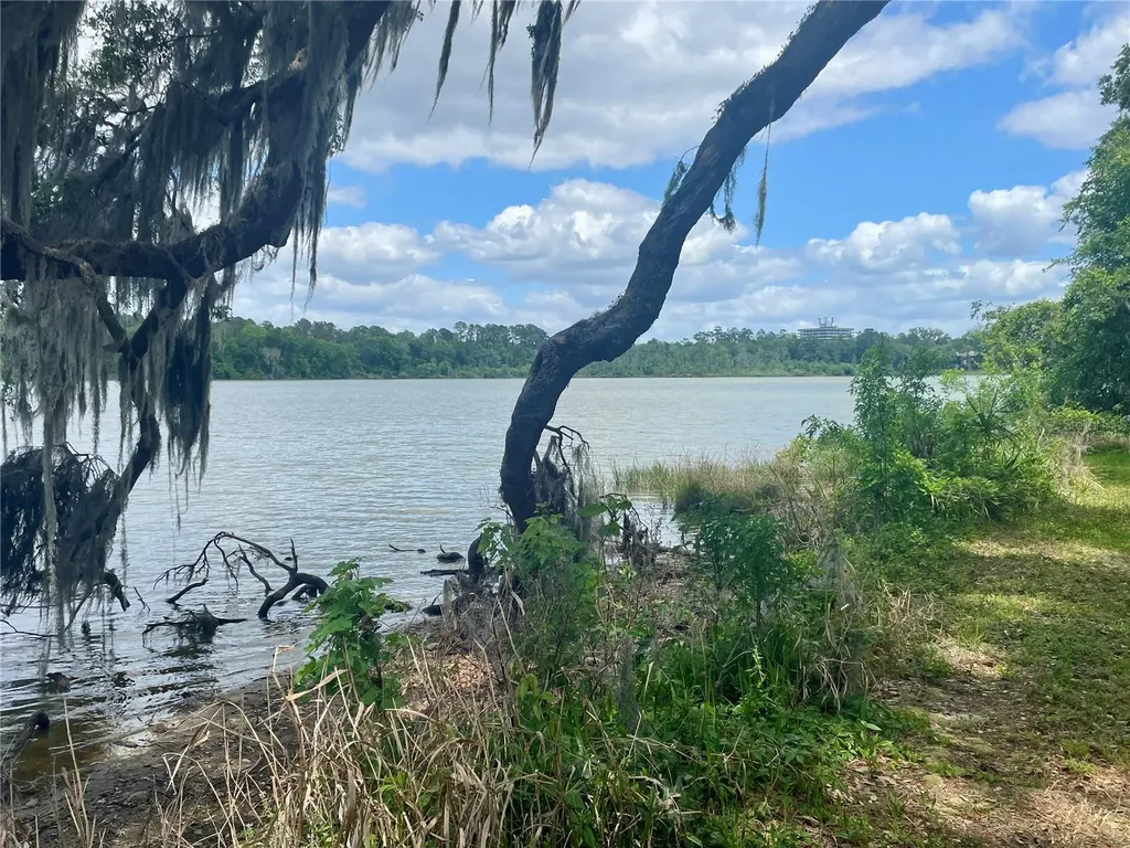 1800 SW 35th Place Gainesville FL 32608