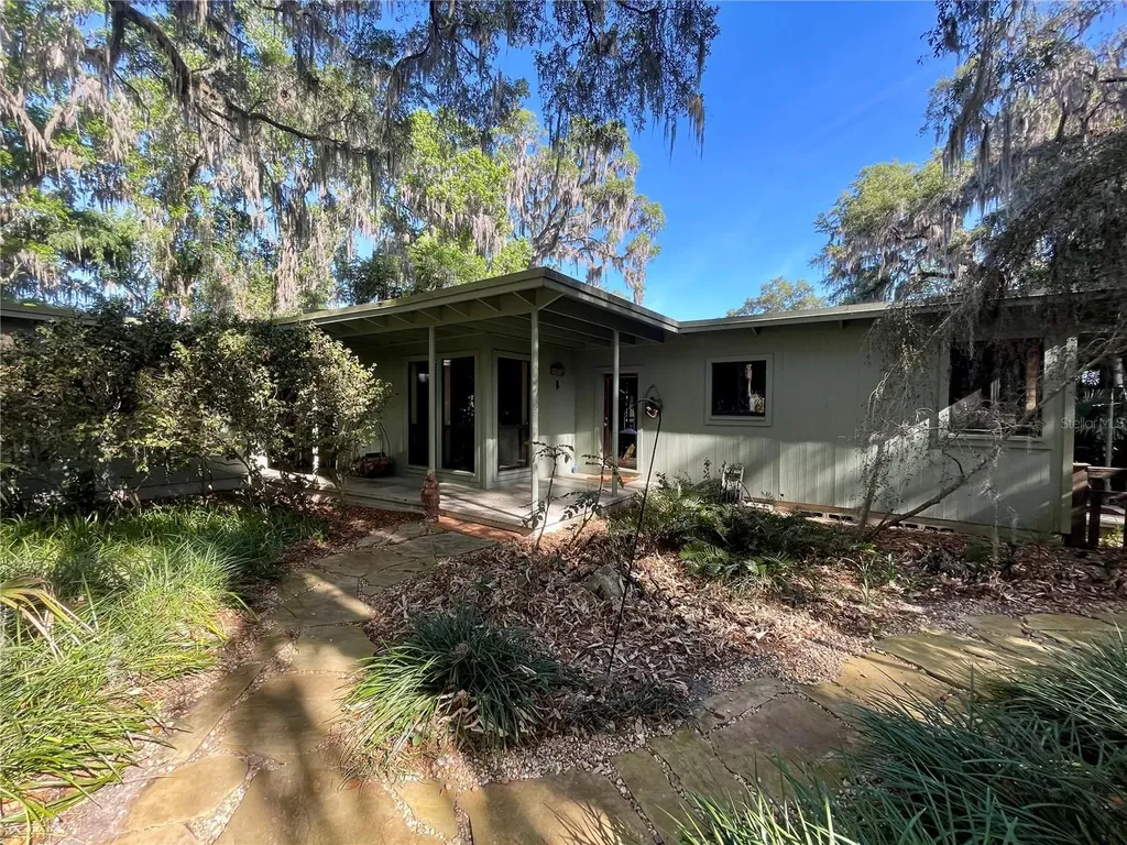 1800 SW 35th Place Gainesville FL 32608